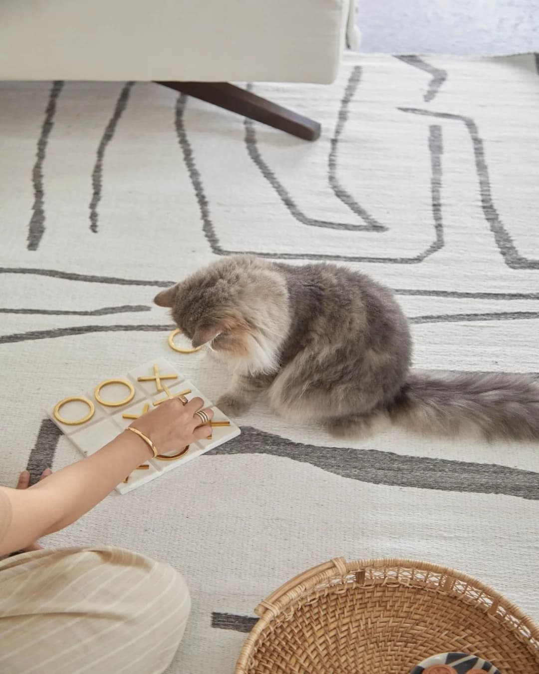 Minimal Reversible Rug