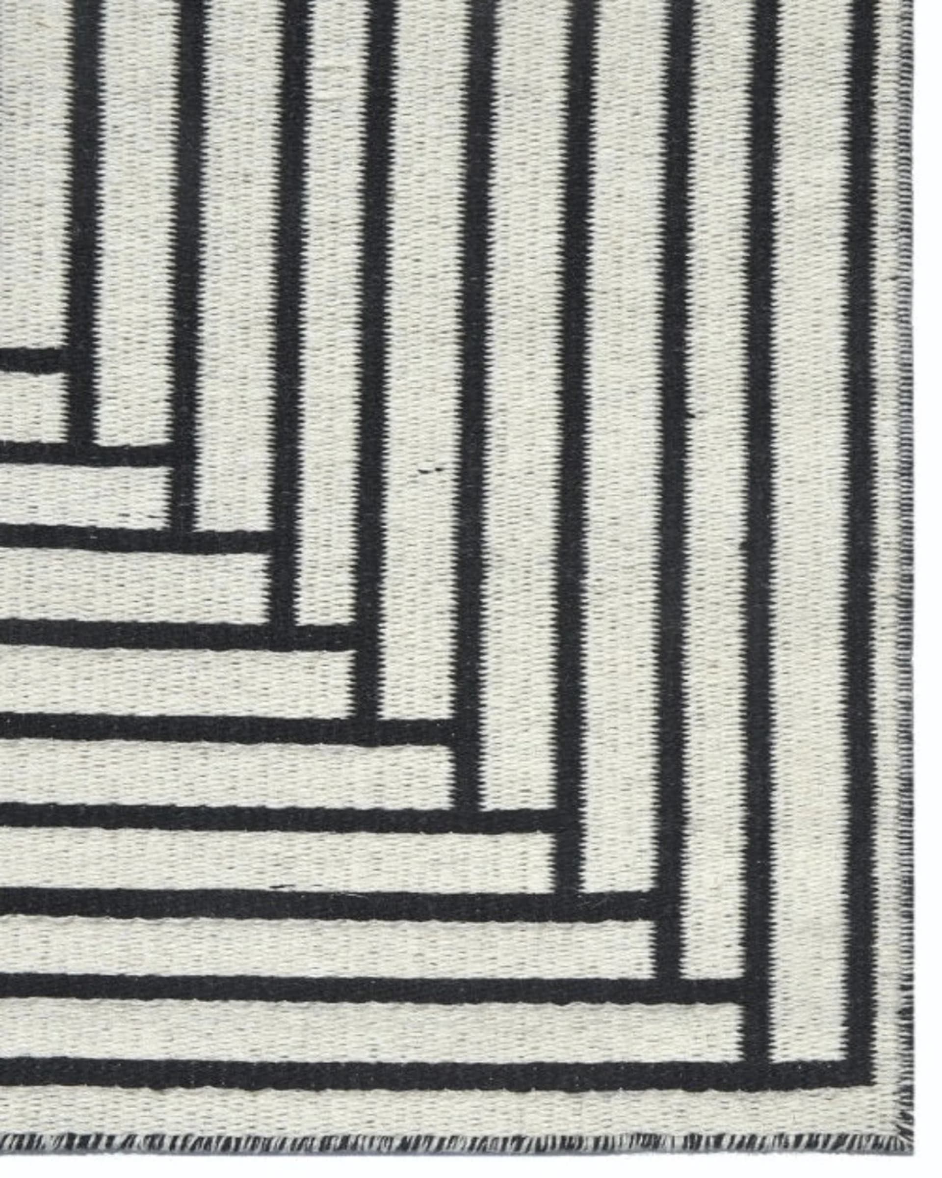 Noir Reversible Rug