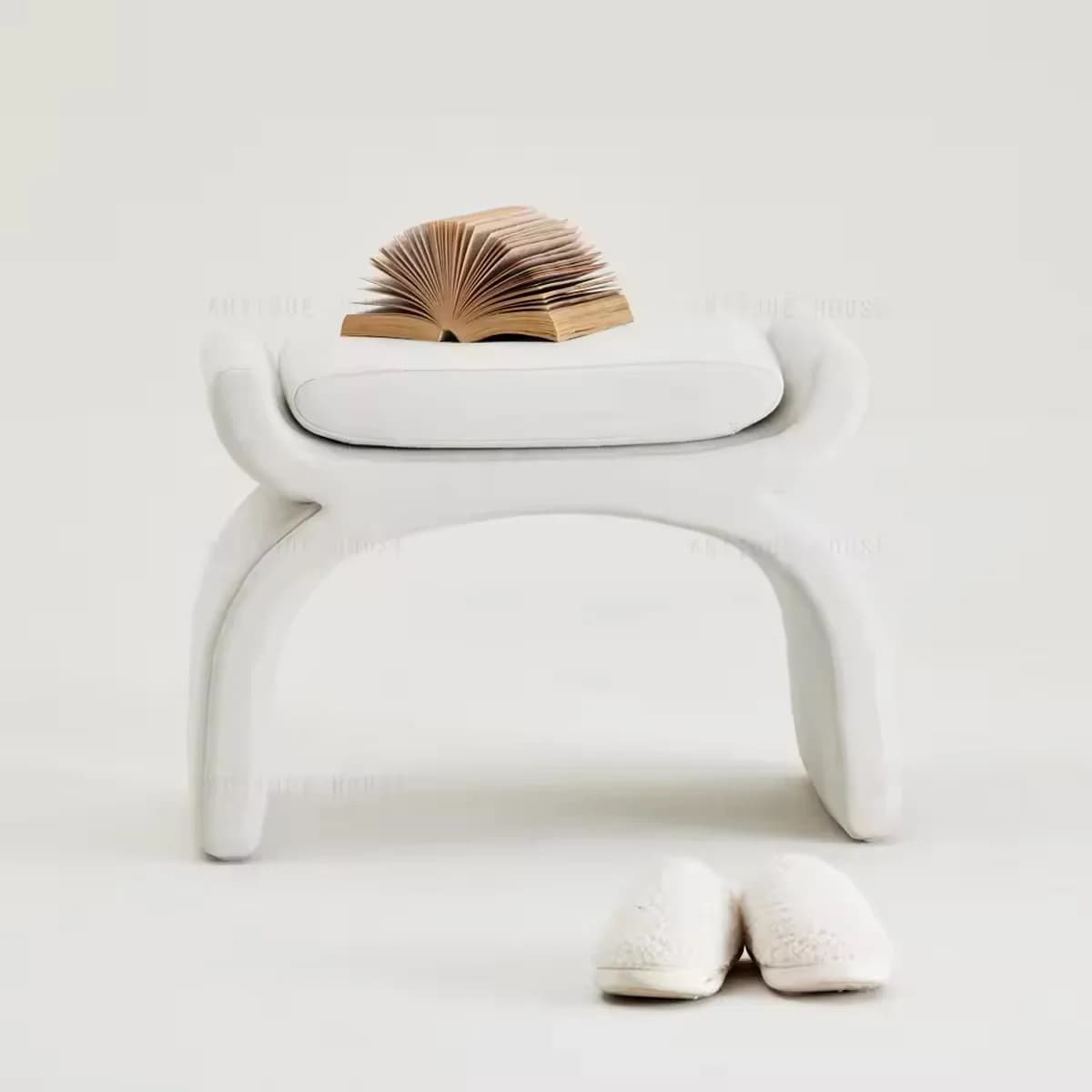 Infinia Pouf
